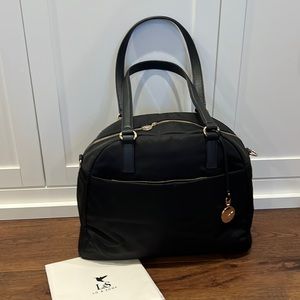 Lo & Sons black nylon travel bag